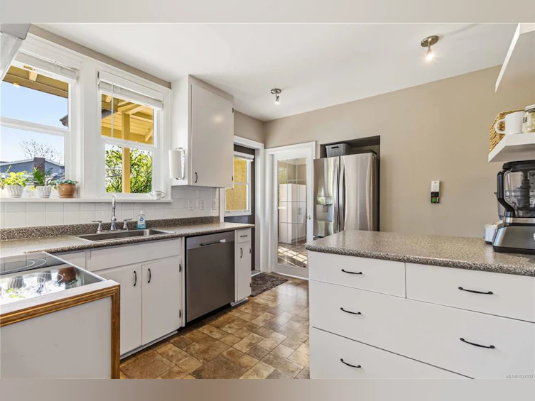 895 Falkland Road, Oak Bay, BC, V8S 4L9 - 19