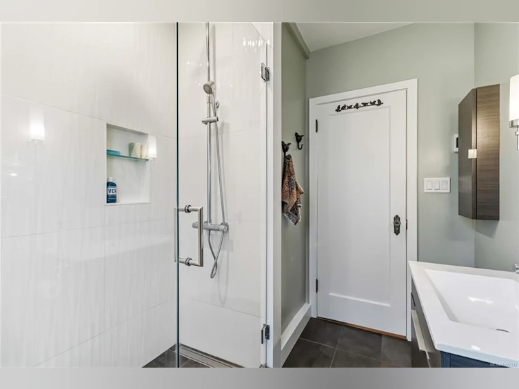 895 Falkland Road, Oak Bay, BC, V8S 4L9 - 23