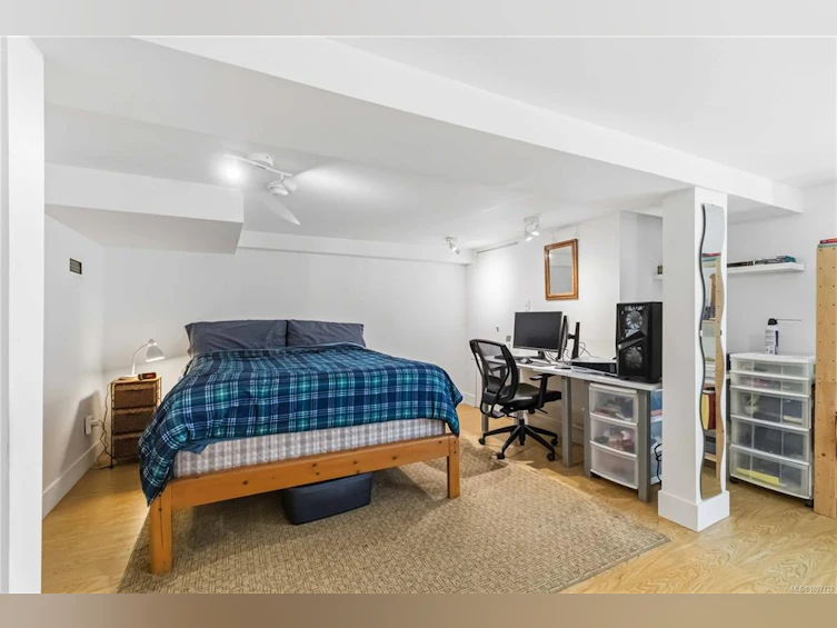 895 Falkland Road, Oak Bay, BC, V8S 4L9 - 41