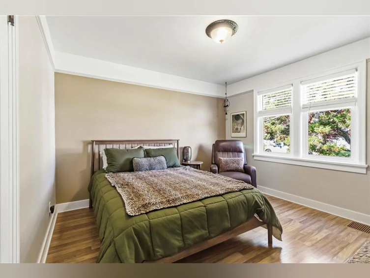 895 Falkland Road, Oak Bay, BC, V8S 4L9 - 27