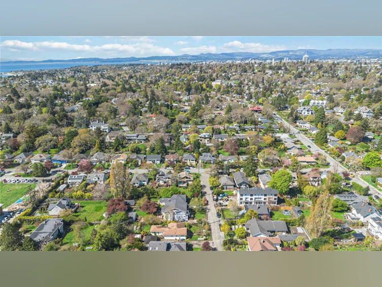895 Falkland Road, Oak Bay, BC, V8S 4L9 - 66