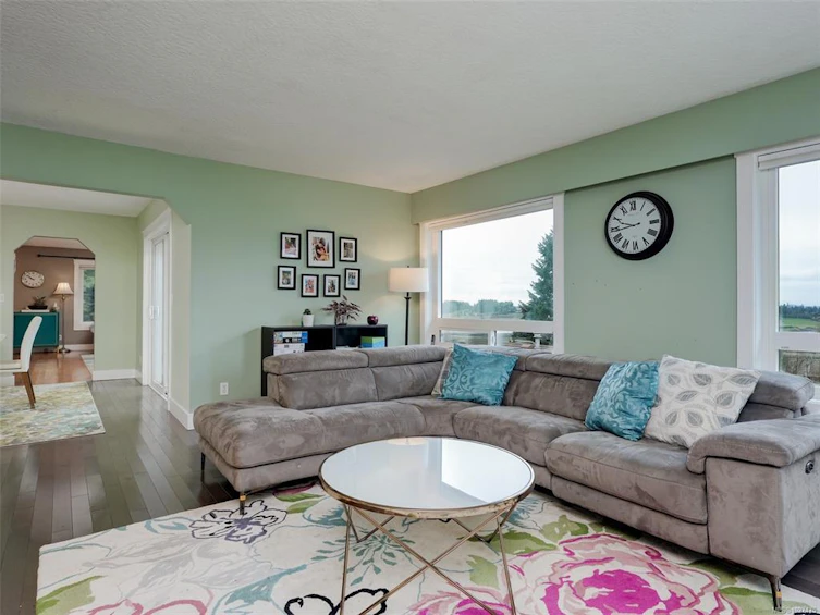 6629 Tamany Drive, Central Saanich, BC, V8Z 6Y9 - 3