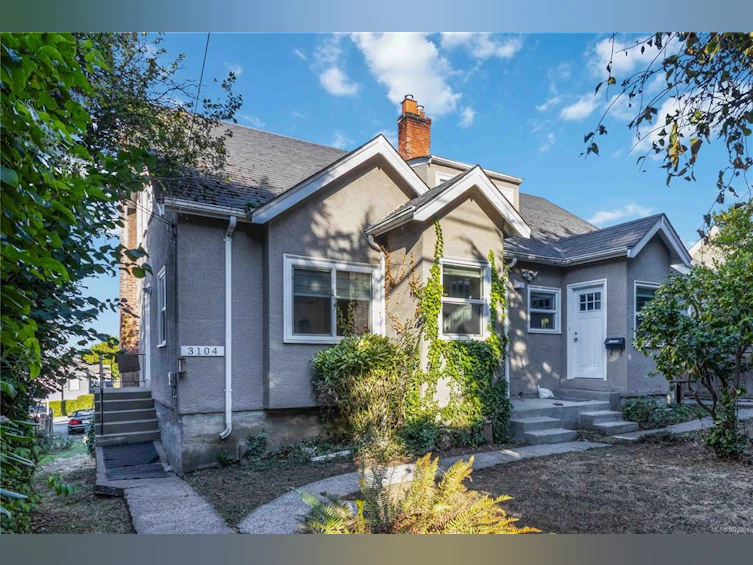 3104-3106 Richmond Road, Saanich, BC, V8P 4P1 - 4