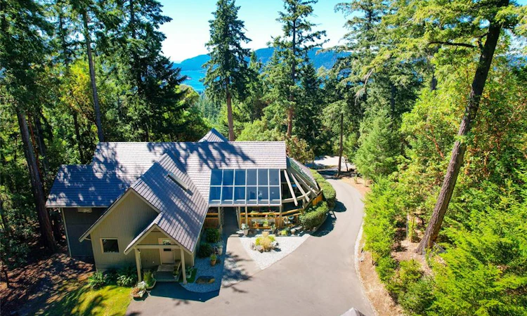 154 Cormorant Crescent