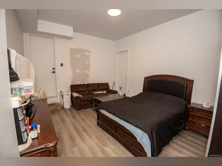 146 Cadillac Avenue, Saanich, BC, V8Z 1T6 - 33