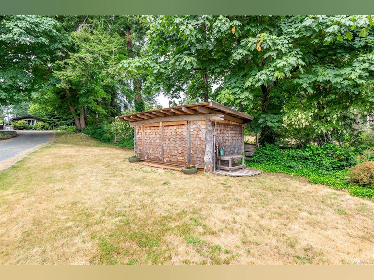 8947 Clarkson Avenue, Black Creek, BC, V9T 1B2 - 90
