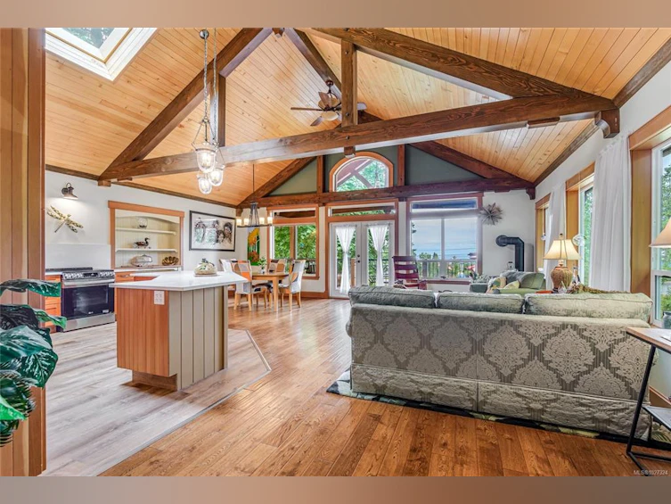 8947 Clarkson Avenue, Black Creek, BC, V9T 1B2 - 7