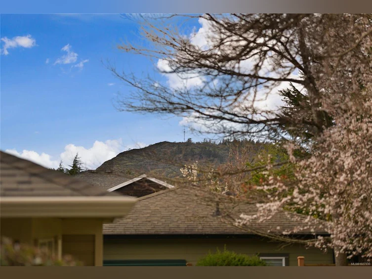 2-4383 Torquay Drive, Saanich, BC, V8N 3L3 - 34