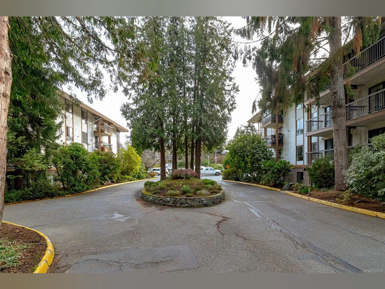 419-1005 Mckenzie Avenue, Saanich, BC, V8X 4A9 - 42