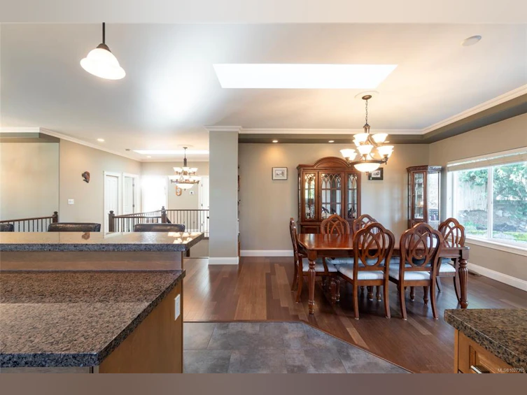 40 Somenos Street, Lake Cowichan, BC, V0R 2G0 - 17