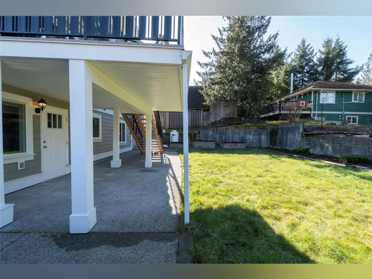 40 Somenos Street, Lake Cowichan, BC, V0R 2G0 - 48