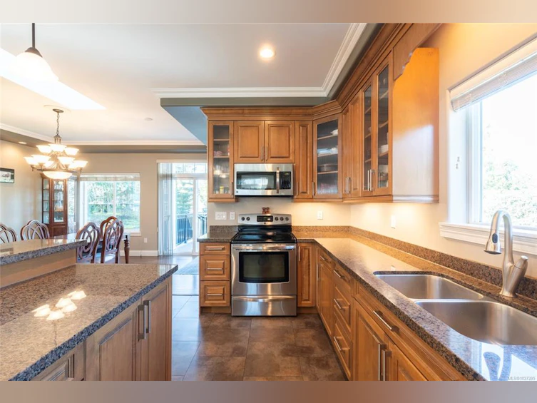 40 Somenos Street, Lake Cowichan, BC, V0R 2G0 - 16