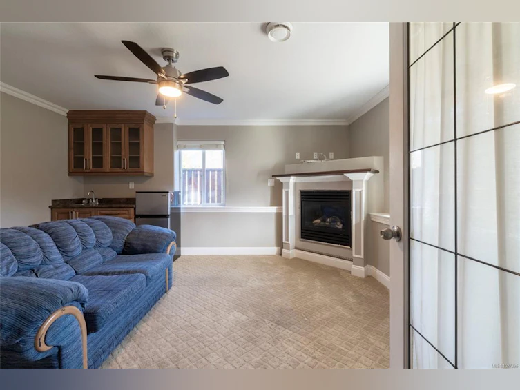 40 Somenos Street, Lake Cowichan, BC, V0R 2G0 - 41