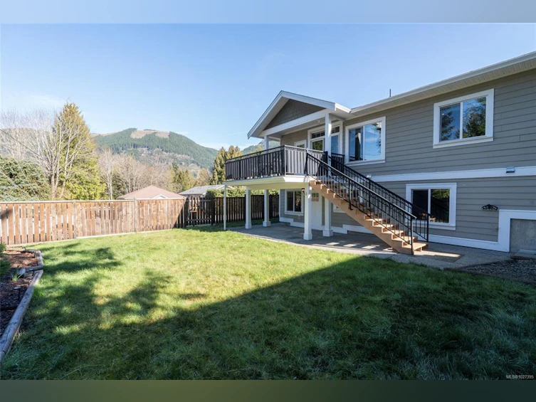 40 Somenos Street, Lake Cowichan, BC, V0R 2G0 - 58
