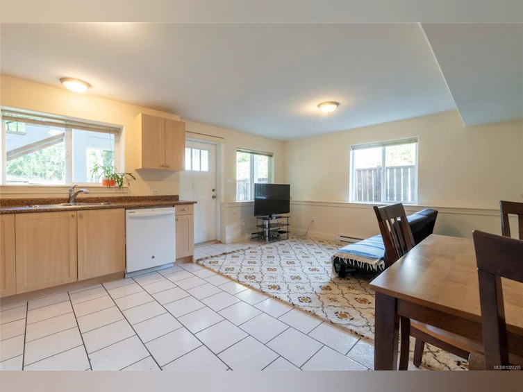 40 Somenos Street, Lake Cowichan, BC, V0R 2G0 - 50