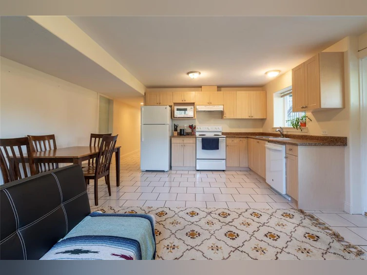 40 Somenos Street, Lake Cowichan, BC, V0R 2G0 - 51