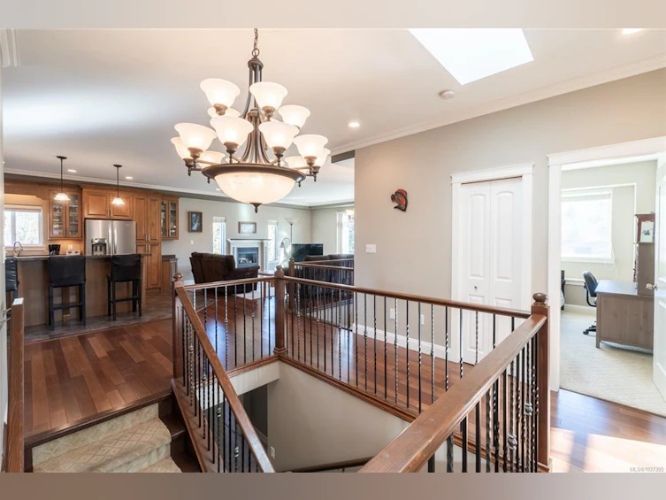 40 Somenos Street, Lake Cowichan, BC, V0R 2G0 - 11