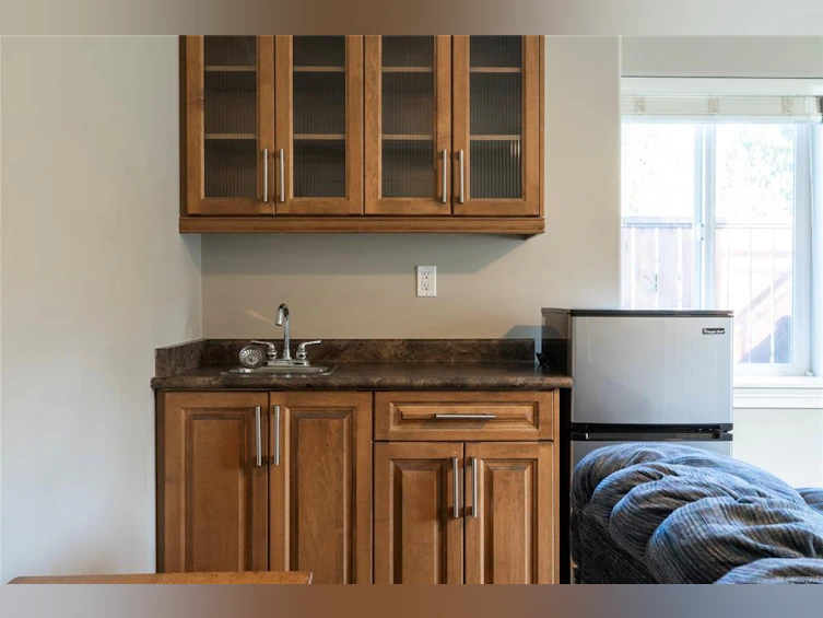 40 Somenos Street, Lake Cowichan, BC, V0R 2G0 - 42