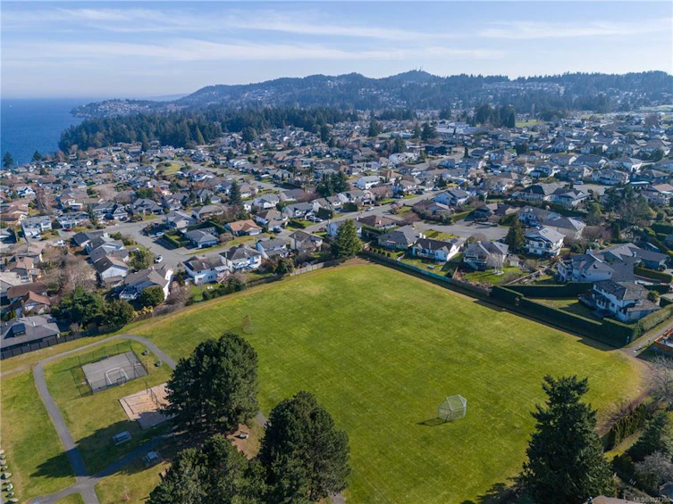 6244 Olympia Way, Nanaimo, BC, V9V 1J8 - 49