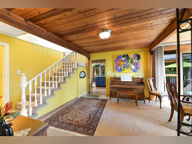 1695 Cultra Avenue, Central Saanich, BC, V8M 1T1 - 29