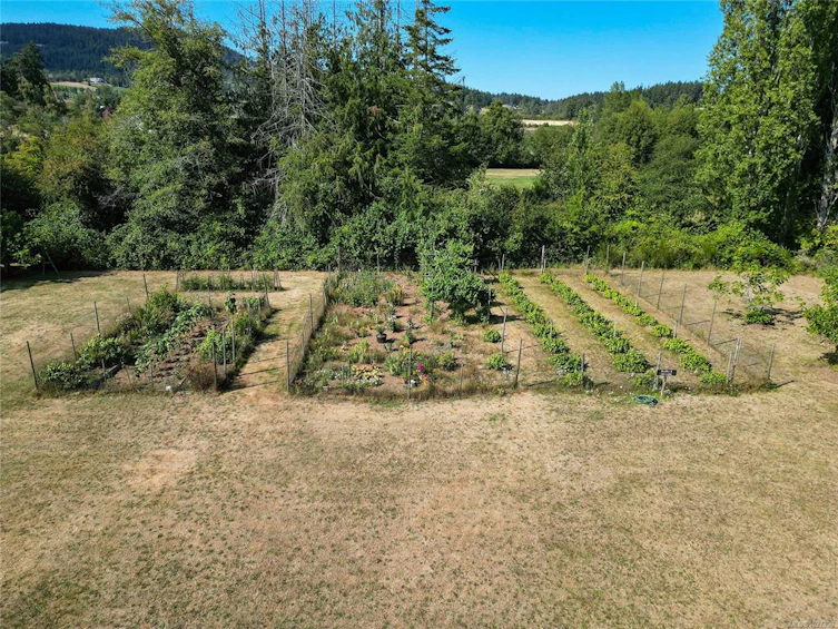 1695 Cultra Avenue, Central Saanich, BC, V8M 1T1 - 93