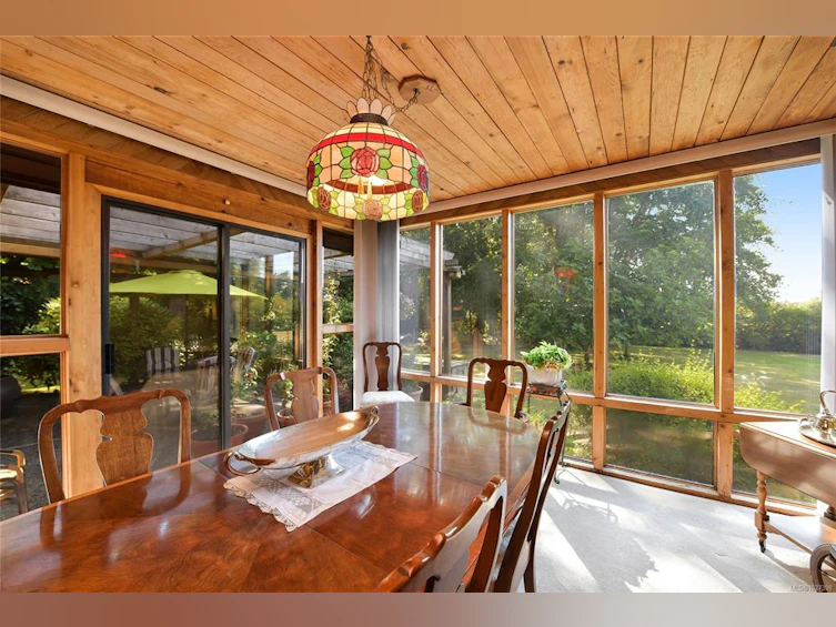 1695 Cultra Avenue, Central Saanich, BC, V8M 1T1 - 8