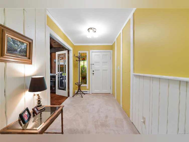 1695 Cultra Avenue, Central Saanich, BC, V8M 1T1 - 10