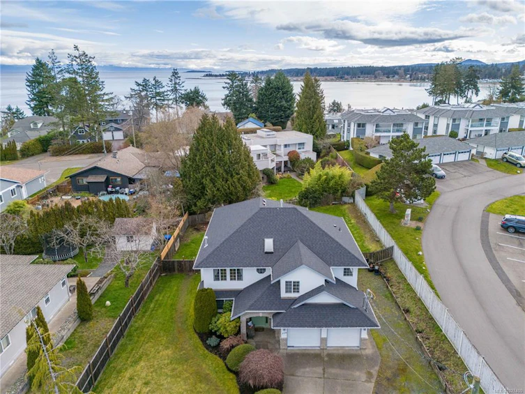 378 Wisteria Street, Parksville, BC, V9P 1C6 - 2