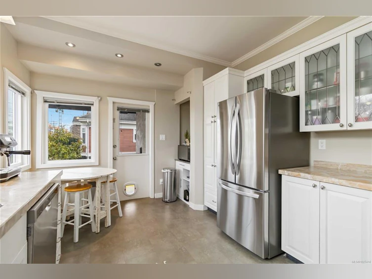 349 Vancouver Street, Victoria, BC, V8V 3T3 - 12