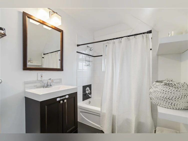 349 Vancouver Street, Victoria, BC, V8V 3T3 - 30
