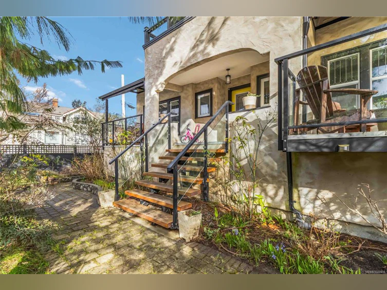 349 Vancouver Street, Victoria, BC, V8V 3T3 - 3