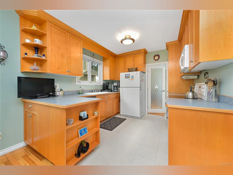 511 Comerford Street, Esquimalt, BC, V9A 6K9 - 7