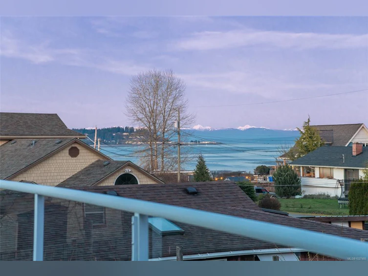 3916 Ronald Avenue, Courtenay, BC, V0R 2V0 - 6
