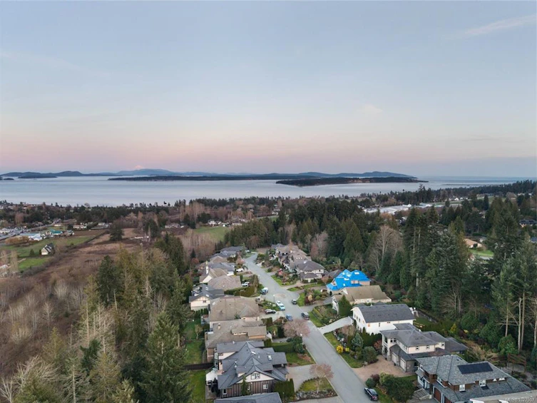 1701 Texada Terrace, North Saanich, BC, V8L 6B1 - 49