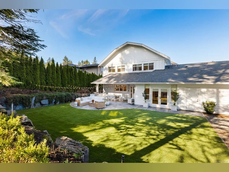 1701 Texada Terrace, North Saanich, BC, V8L 6B1 - 2