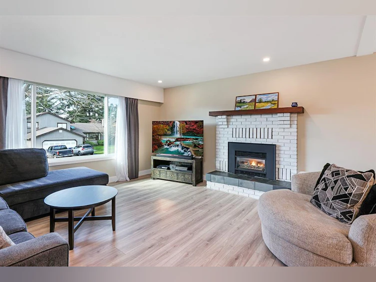 512 Brooklyn Place, Comox, BC, V9M 3G6 - 3