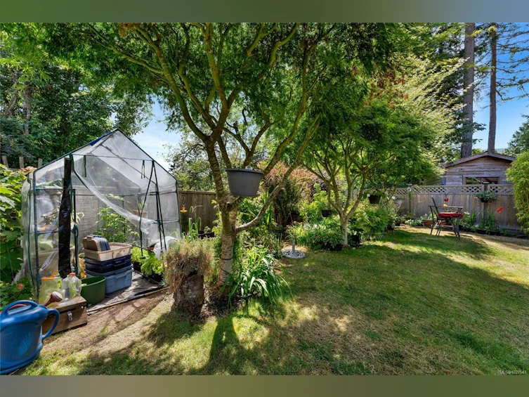 9-124 Valhalla Road, Salt Spring Island, BC, V8K 2V1 - 34