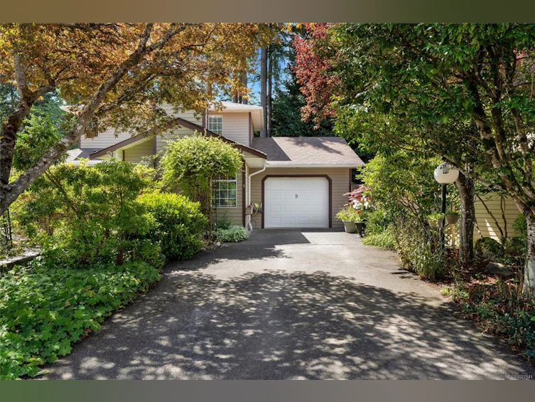 9-124 Valhalla Road, Salt Spring Island, BC, V8K 2V1 - 2