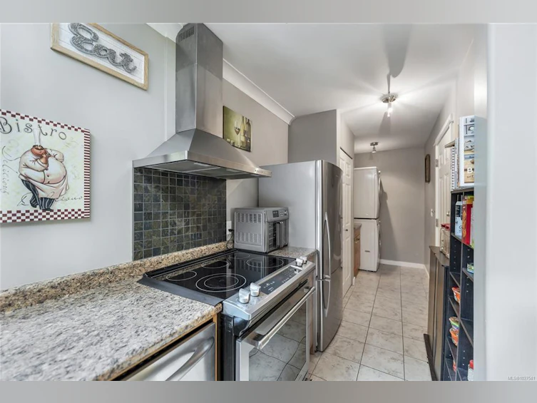 9-124 Valhalla Road, Salt Spring Island, BC, V8K 2V1 - 12