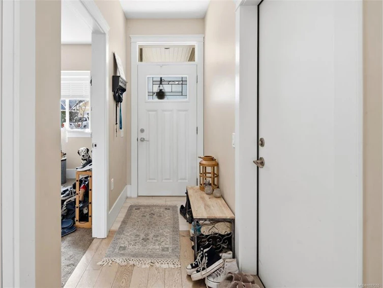 275 Edgewood Crescent, Duncan, BC, V9L 0G6 - 3