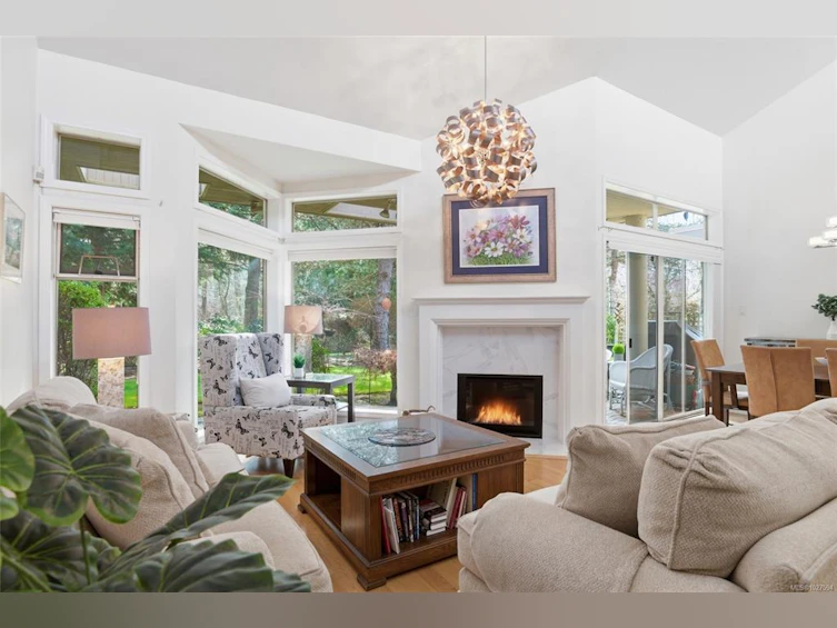 802 Lakes Boulevard, French Creek, BC, V9P 2P8 - 3