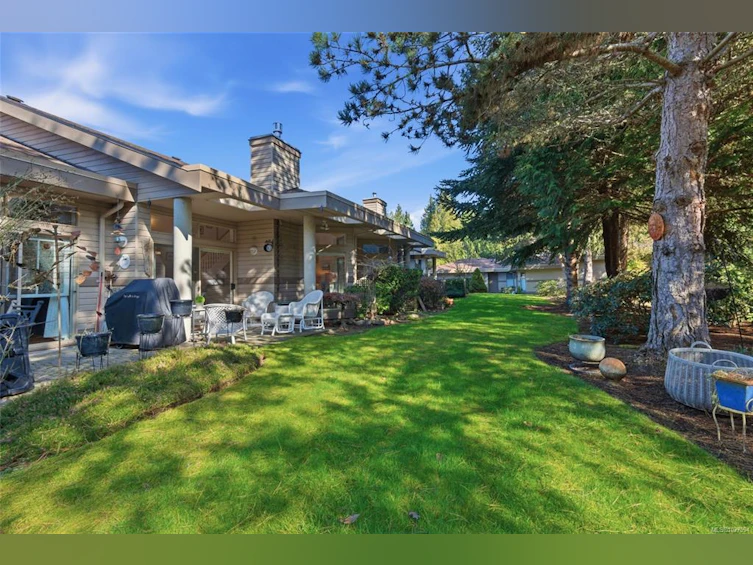 802 Lakes Boulevard, French Creek, BC, V9P 2P8 - 43