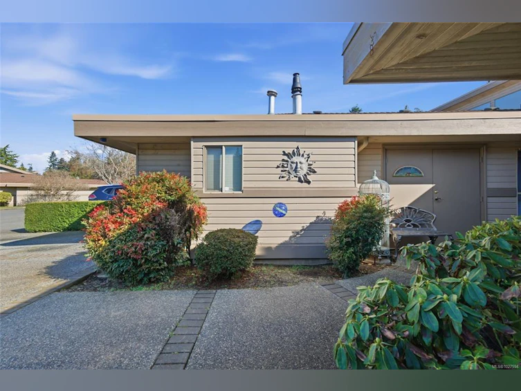 802 Lakes Boulevard, French Creek, BC, V9P 2P8 - 47
