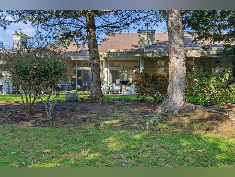 802 Lakes Boulevard, French Creek, BC, V9P 2P8 - 41