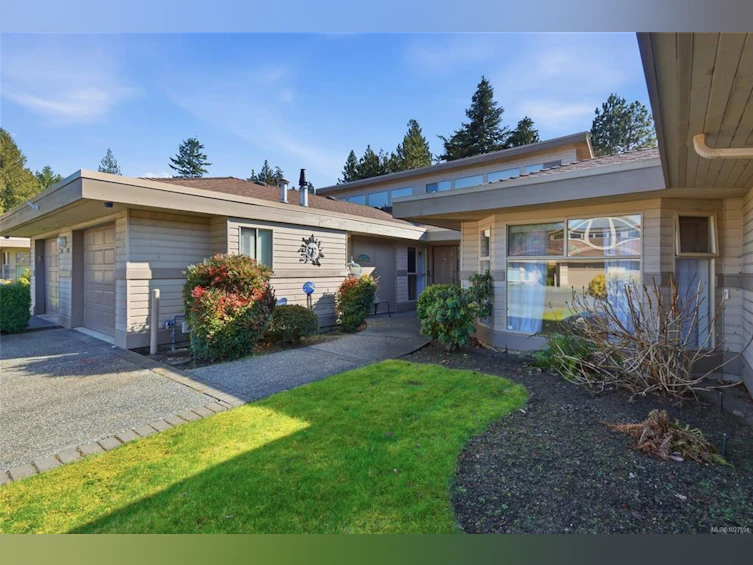 802 Lakes Boulevard, French Creek, BC, V9P 2P8 - 46