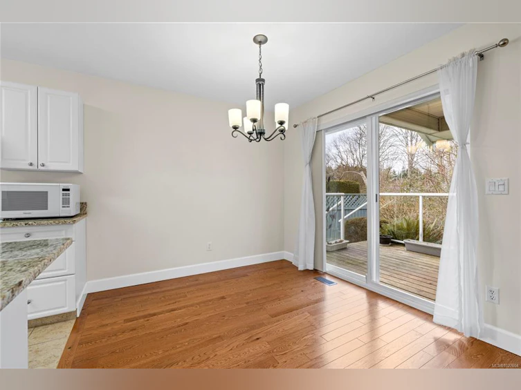 6146 Bellflower Way, Nanaimo, BC, V9T 6L2 - 14