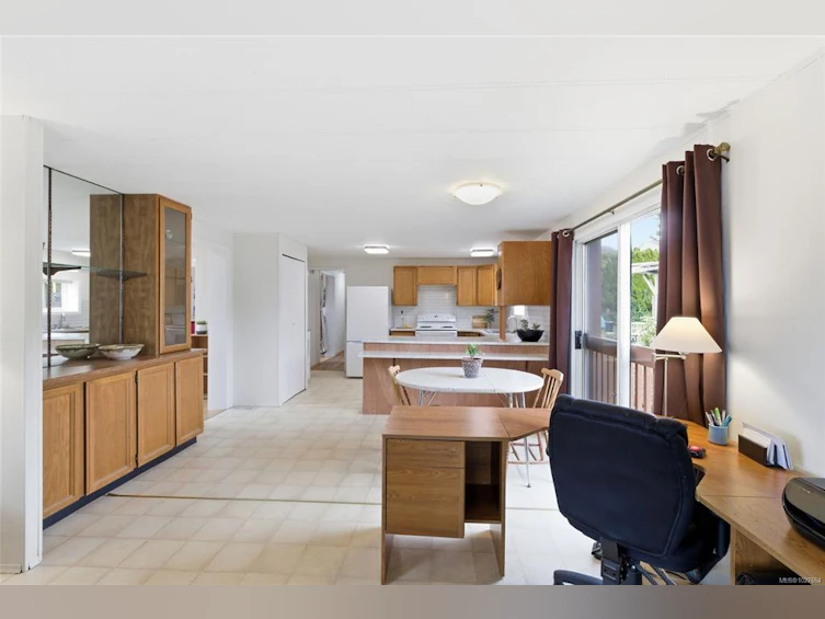 719 Kasba Circle, French Creek, BC, V9P 2A7 - 4