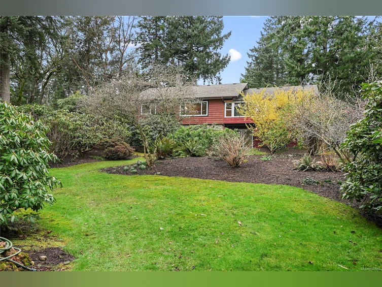 9343 Carnoustie Crescent, North Saanich, BC, V8L 5G7 - 30