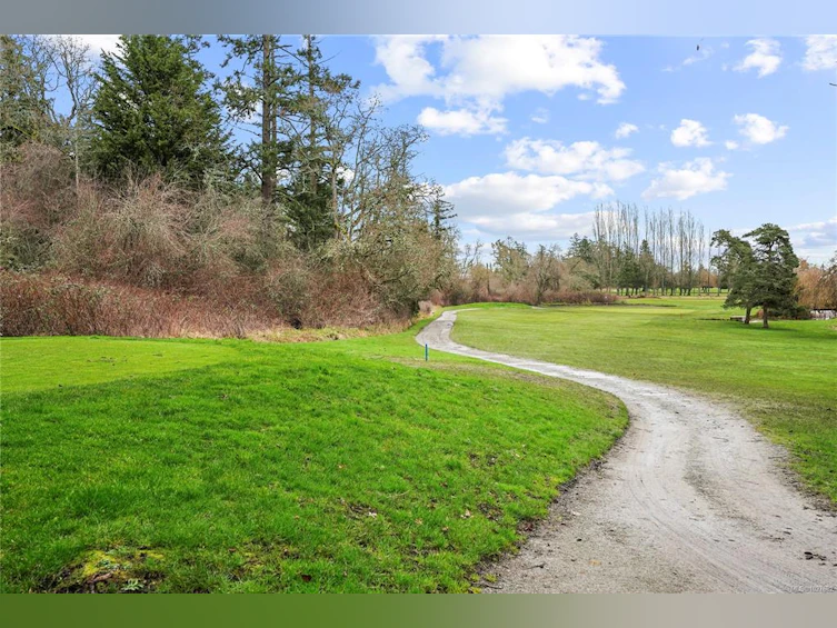 9343 Carnoustie Crescent, North Saanich, BC, V8L 5G7 - 31