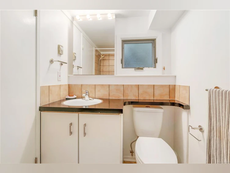 1262 Roslyn Road, Oak Bay, BC, V8S 4R6 - 28